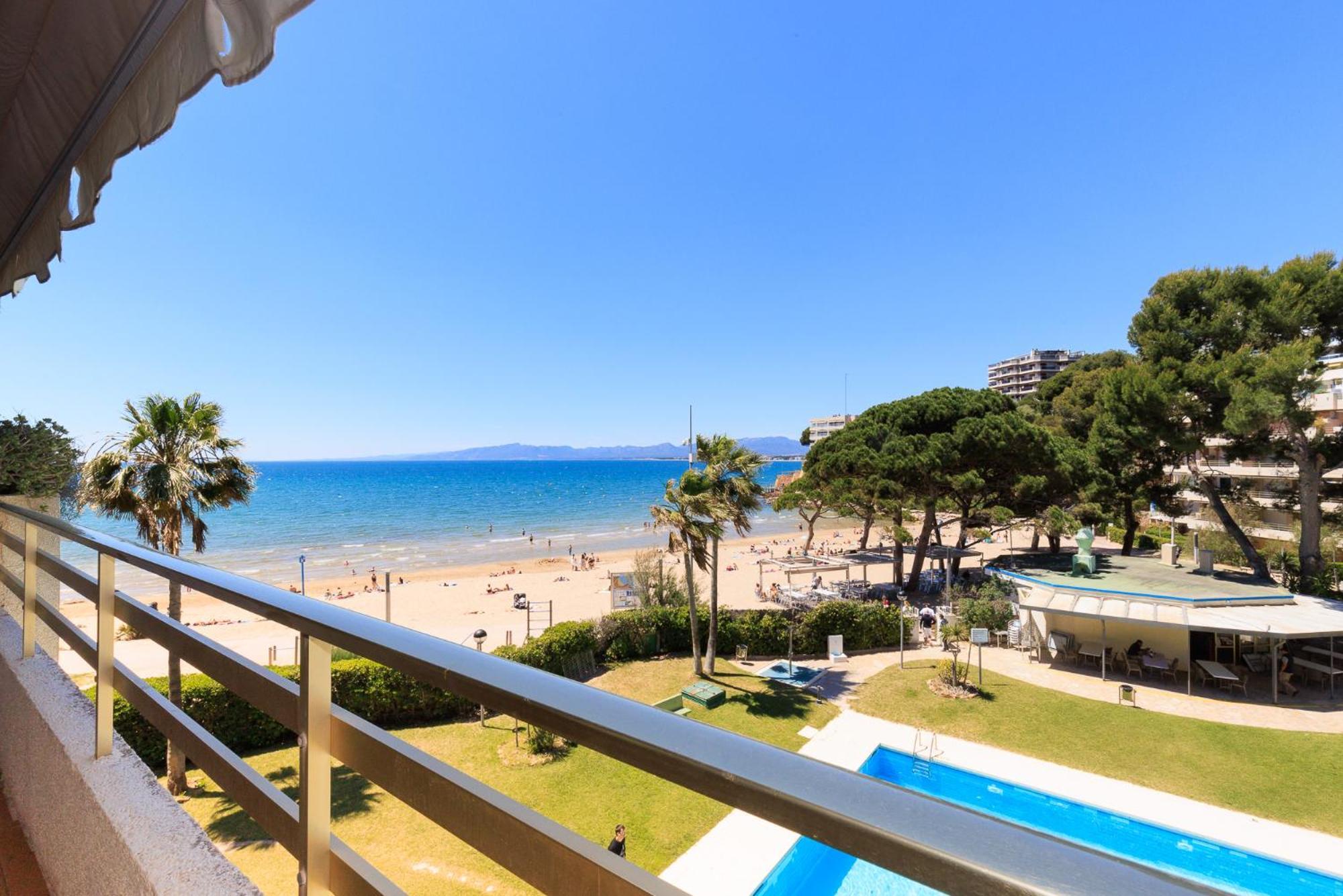 Uhc Playamero Family Complex Aacc Salou Habitación foto